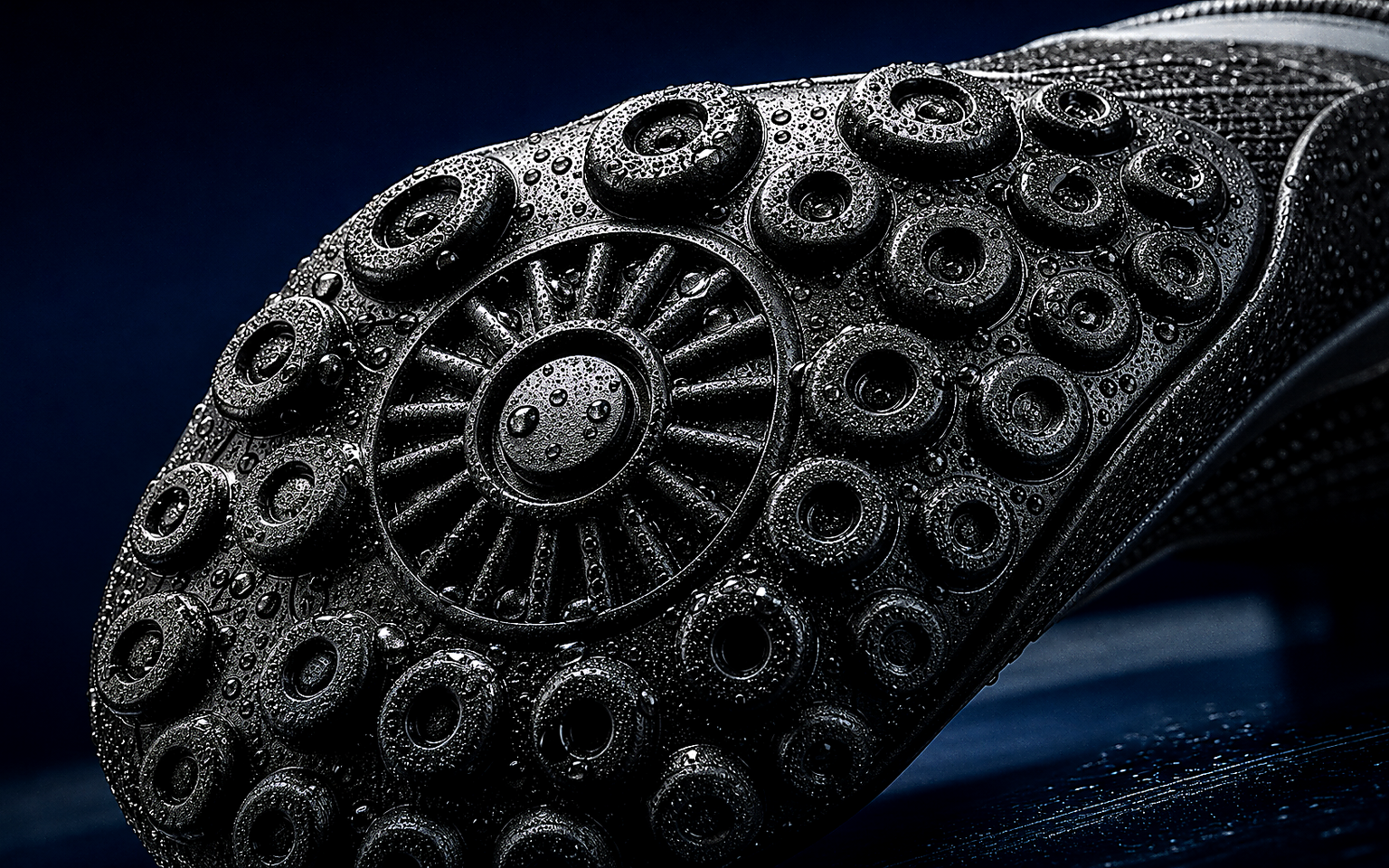 outsole drainage detail